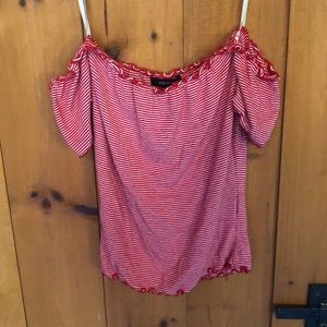 🔴Striped Off the Shoulder Lettuce Cut Top